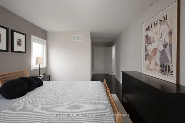 Additional property image - 23 Twenty Eighth St