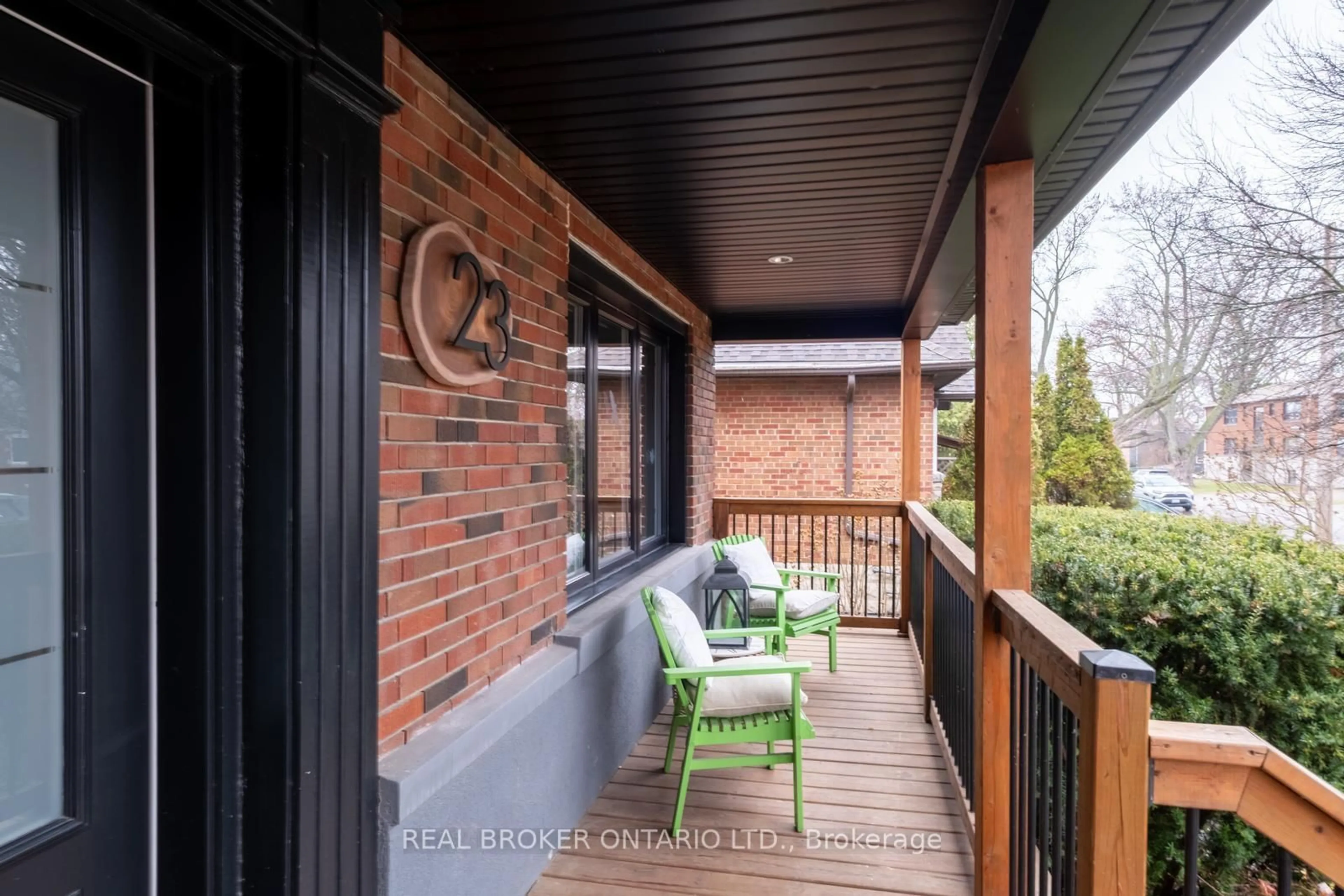 Patio, street for 23 Twenty Eighth St, Toronto Ontario M8W 2Y5