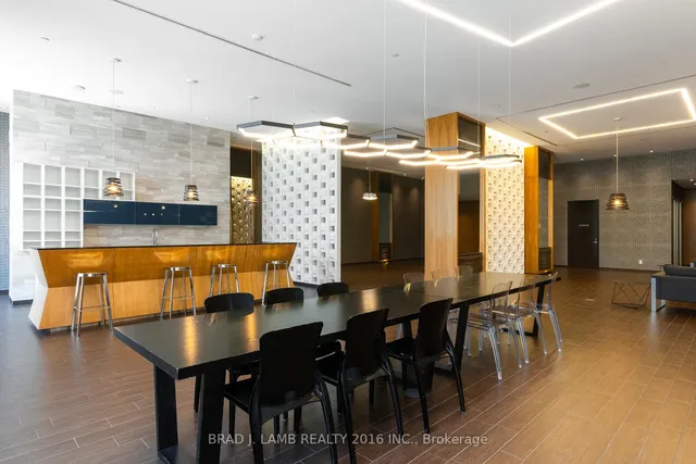 Additional property image - 36 Park Lawn Rd Unit LPH #4303