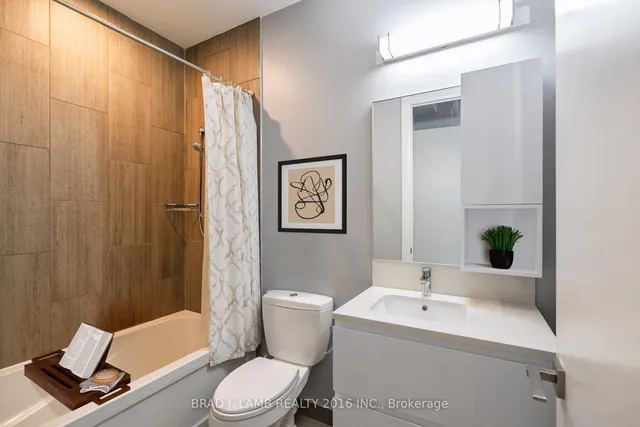 Additional property image - 36 Park Lawn Rd Unit LPH #4303