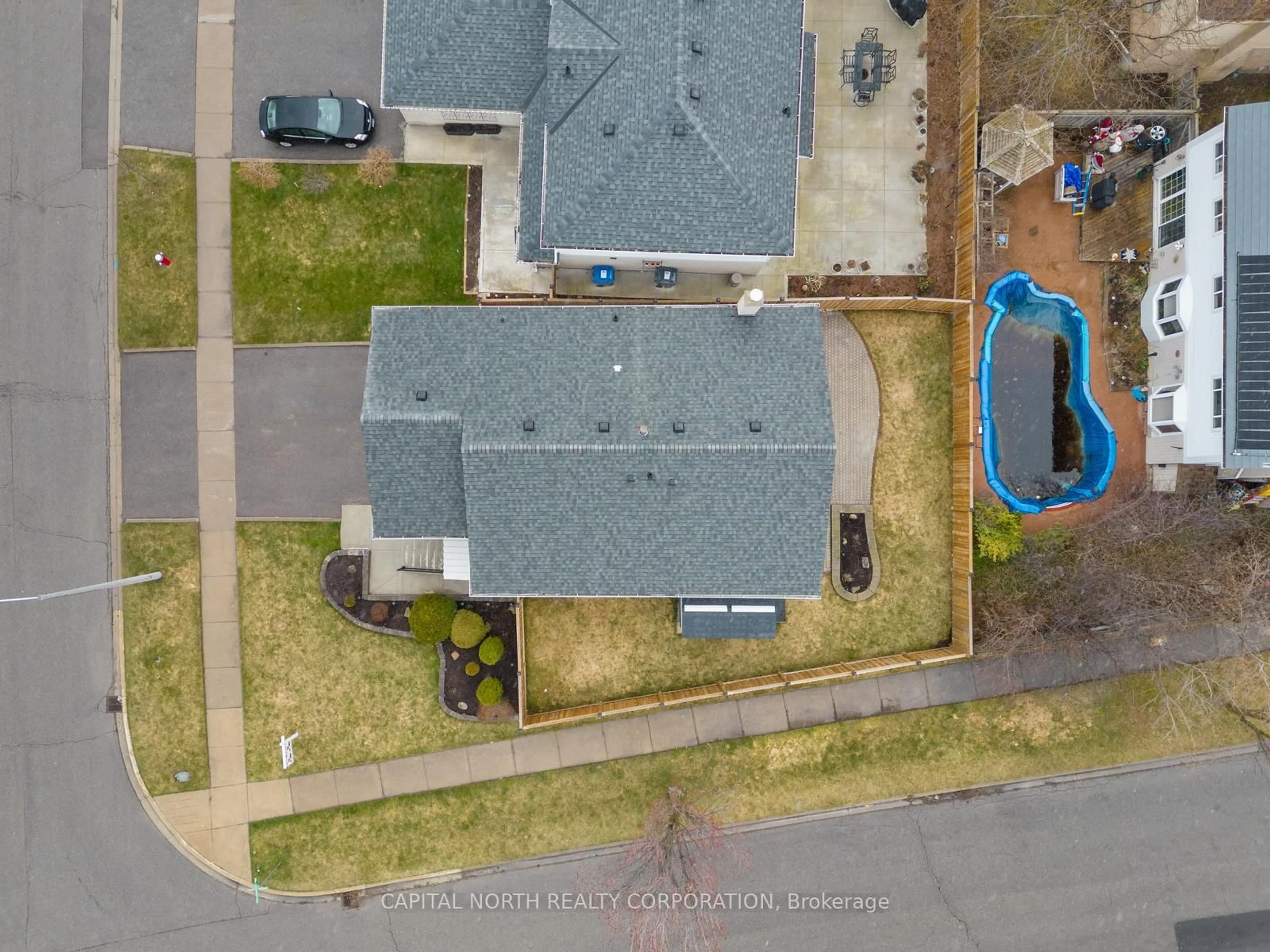 A pic from outside/outdoor area/front of a property/back of a property/a pic from drone, street for 38 Macdougall Dr, Brampton Ontario L6S 3P5