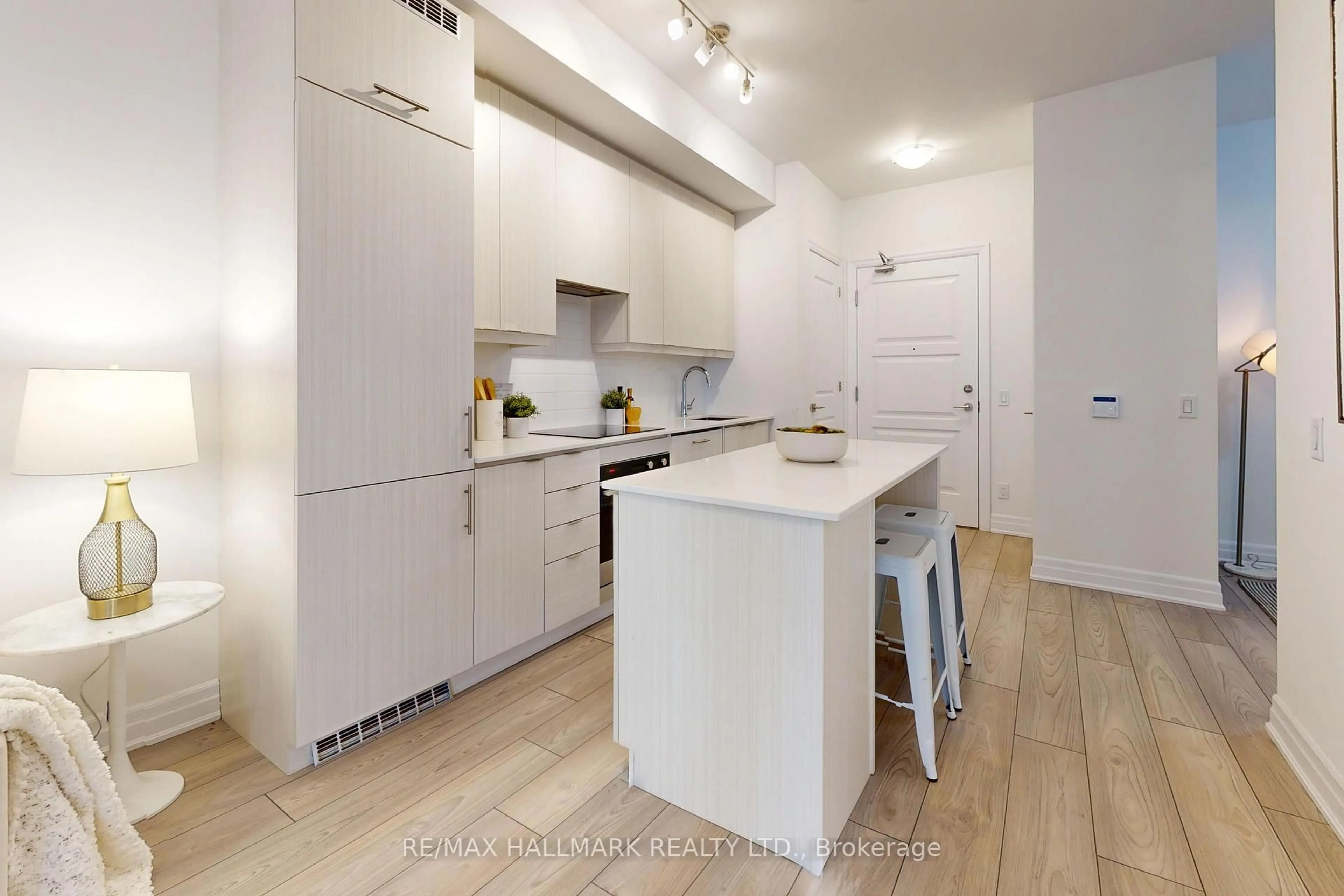 Unknown for 36 Elm Dr #2203, Mississauga Ontario L5B 0N3