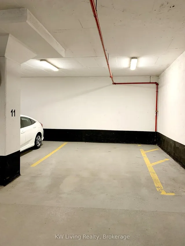 Additional property image - 215 Queen St Unit 810