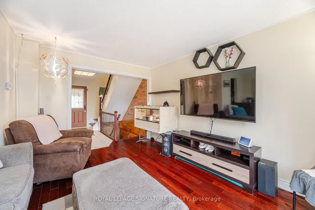 Additional property image - 136 Martindale Cres