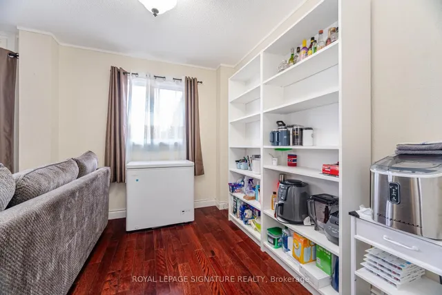 Additional property image - 136 Martindale Cres