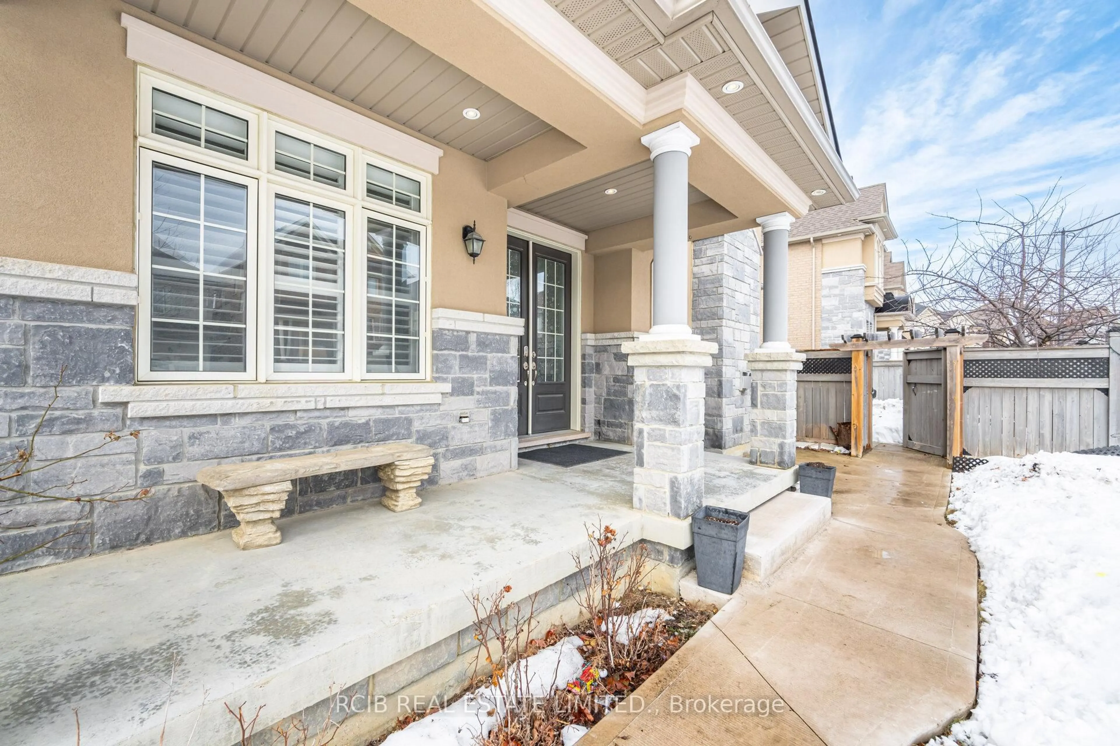 Unknown for 2 Villadowns Tr, Brampton Ontario L6R 3V5
