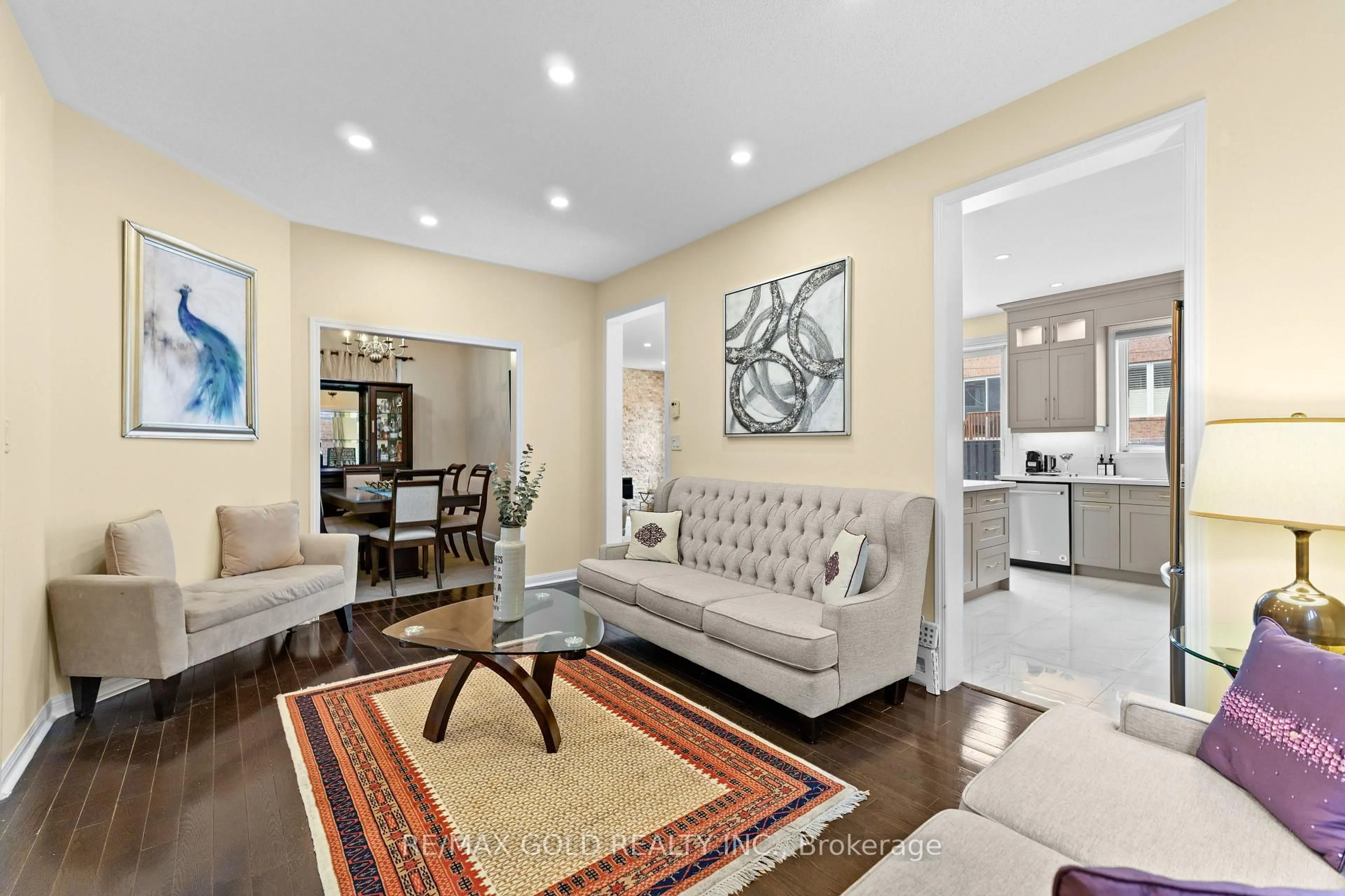 Living room with furniture, unknown for 82 Seascape Cres, Brampton Ontario L6P 3C6