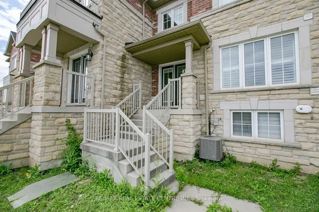 Primary image of 8 Edsel Rd