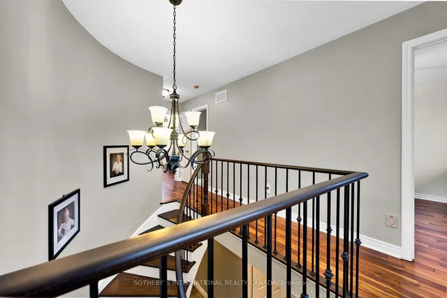 Additional image 24 of 1422 Summerhill Cres