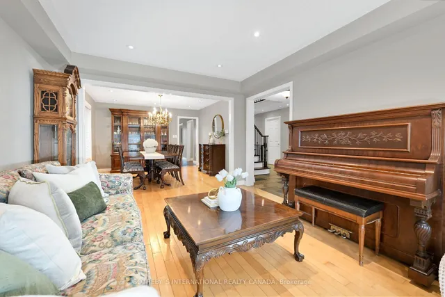 Additional image 37 of 1422 Summerhill Cres