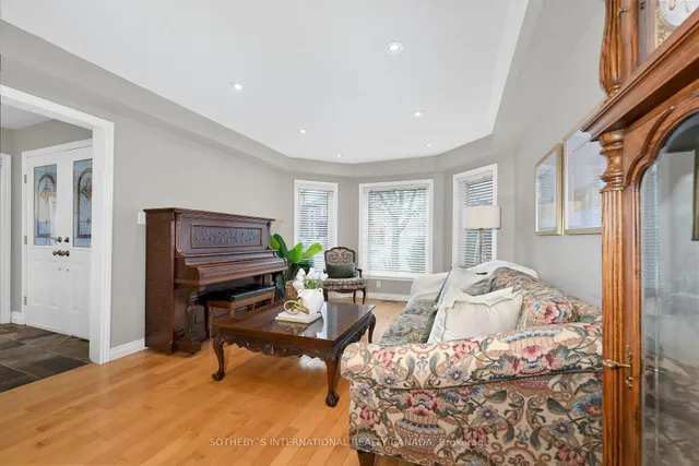 Additional image 38 of 1422 Summerhill Cres