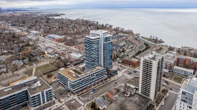 1 Hurontario St #2001, Mississauga 2