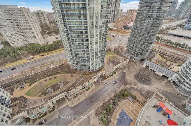 Additional property image - 80 Absolute Ave Unit 2006