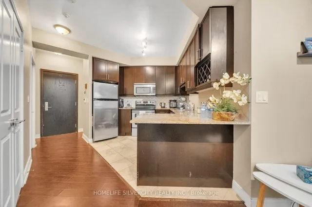 Additional property image - 80 Absolute Ave Unit 2006