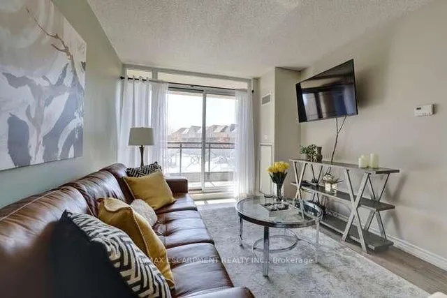 Additional property image - 2391 Central Park Dr Unit 202