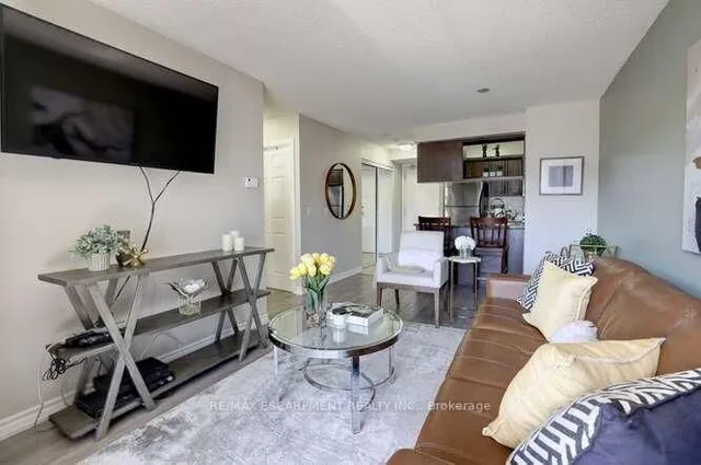 Additional property image - 2391 Central Park Dr Unit 202