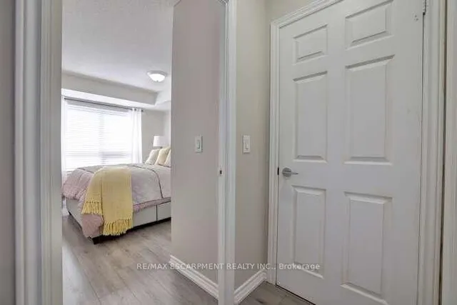 Additional property image - 2391 Central Park Dr Unit 202