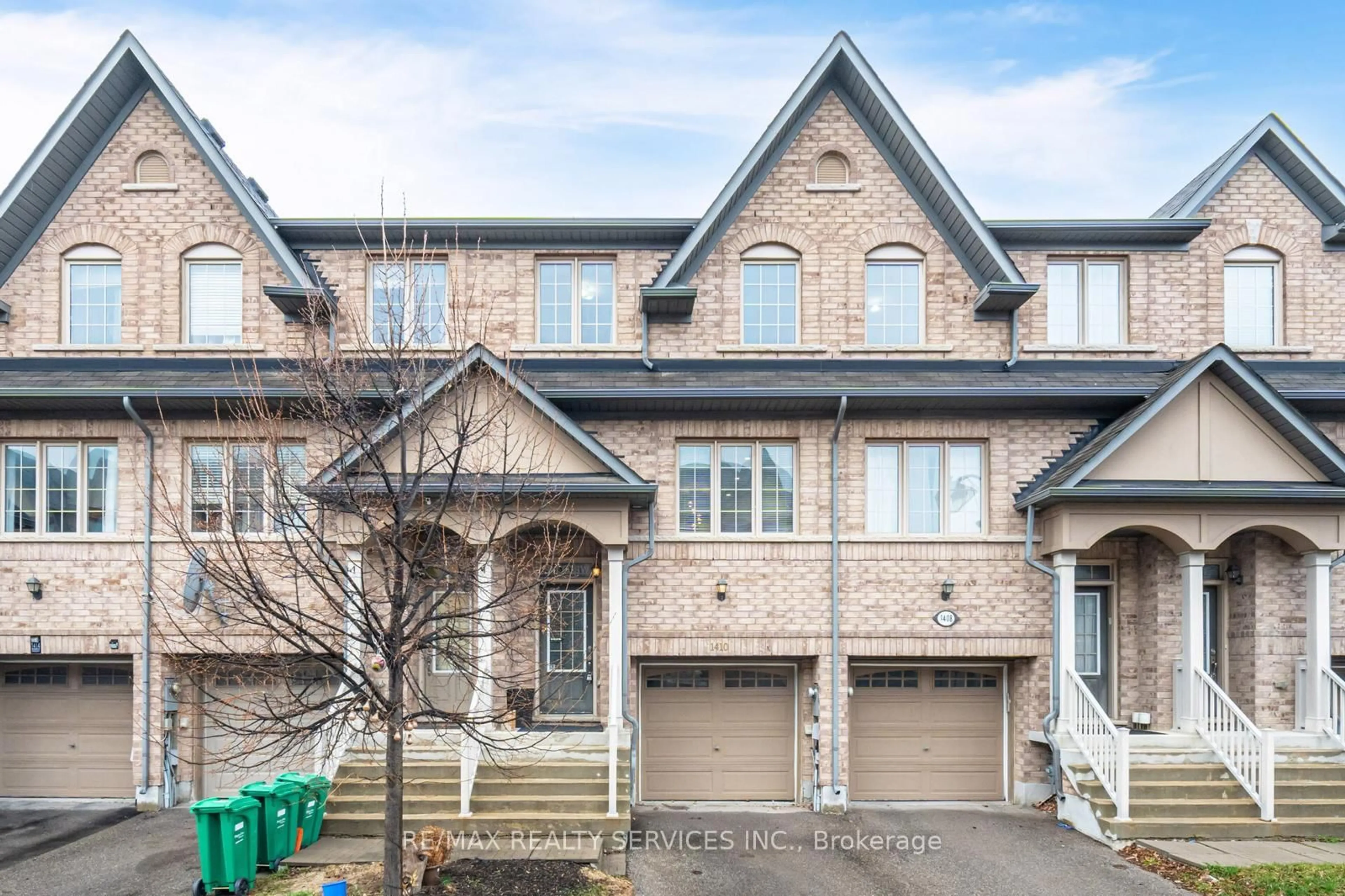 Home with brick exterior material, street for 1410 Granrock Cres, Mississauga Ontario L5V 0E1