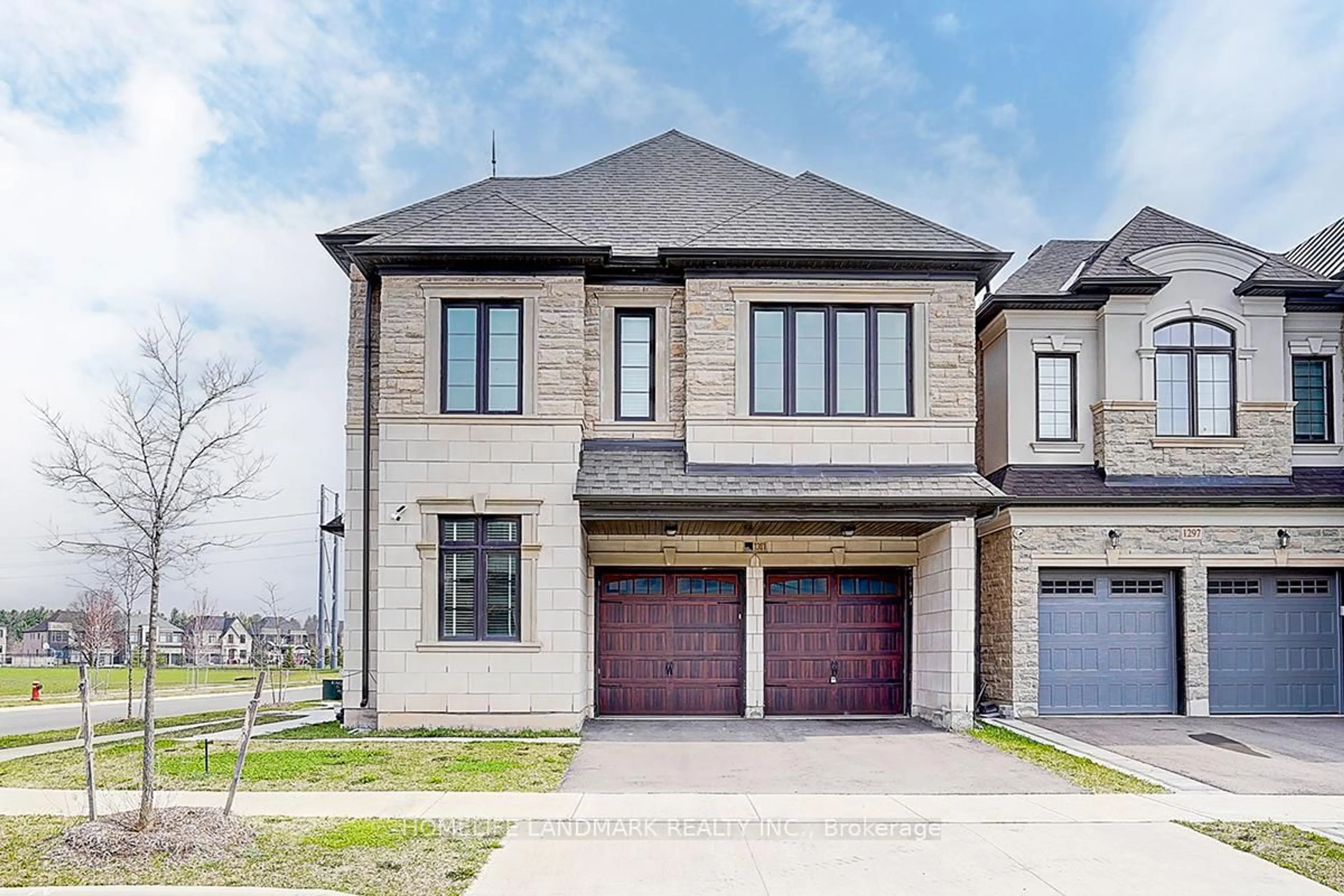 Home with brick exterior material, street for 1301 Felicity Gdns, Oakville Ontario L6M 5L6