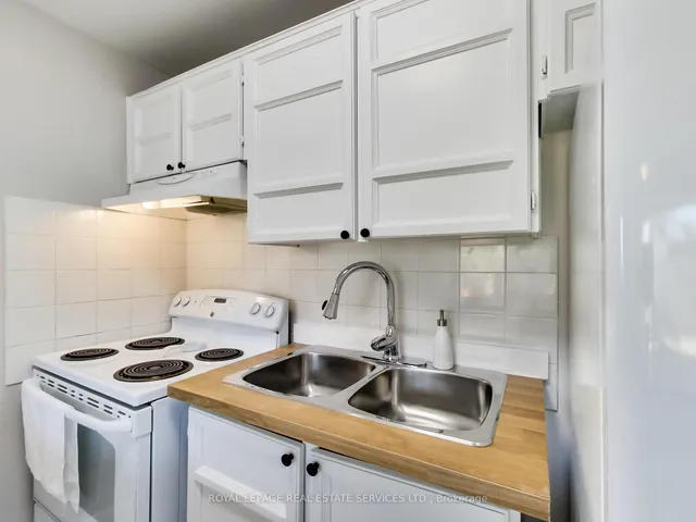 Additional property image - 1008 Falgarwood Dr Unit 5