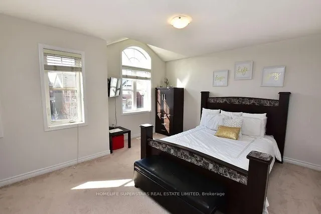Additional property image - 63 Enford Cres