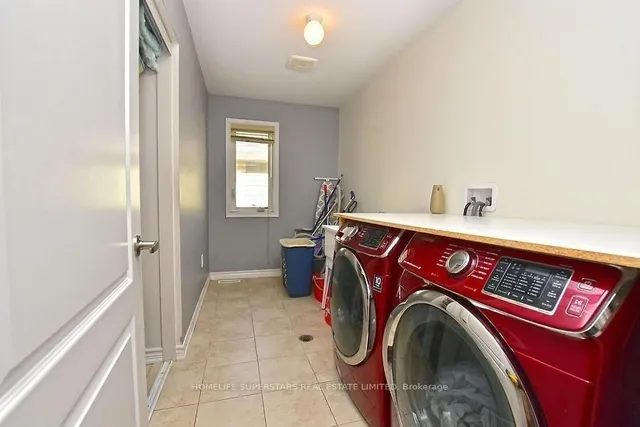 Additional property image - 63 Enford Cres