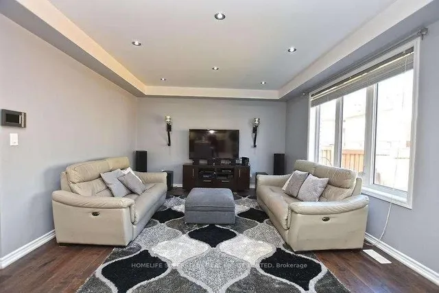 Additional property image - 63 Enford Cres