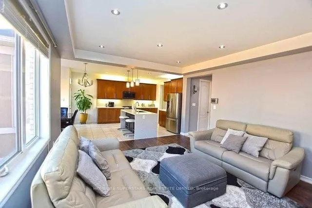 Additional property image - 63 Enford Cres