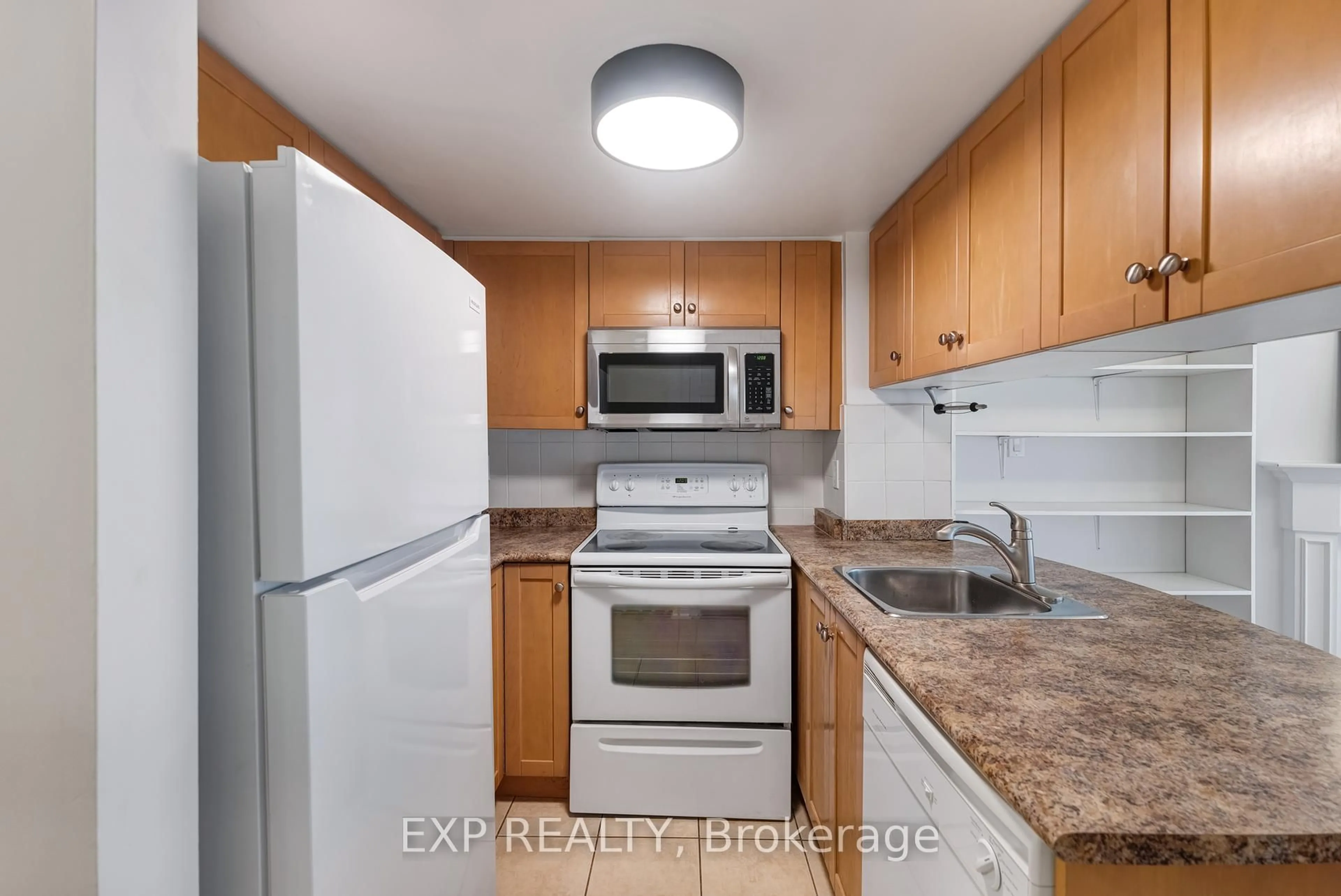 Standard kitchen, unknown for 12 Laidlaw St #806, Toronto Ontario M6K 1X2