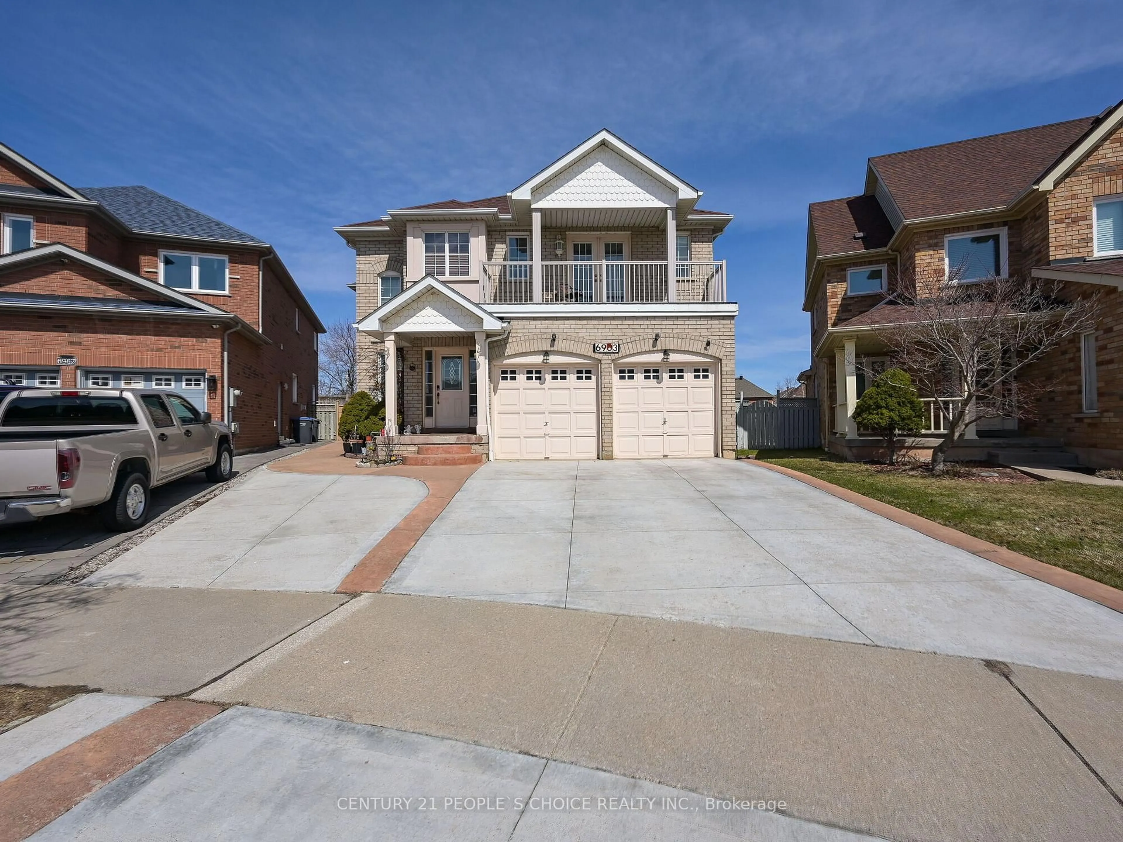 Home with brick exterior material, street for 6963 Amour Terr, Mississauga Ontario L5W 1G5