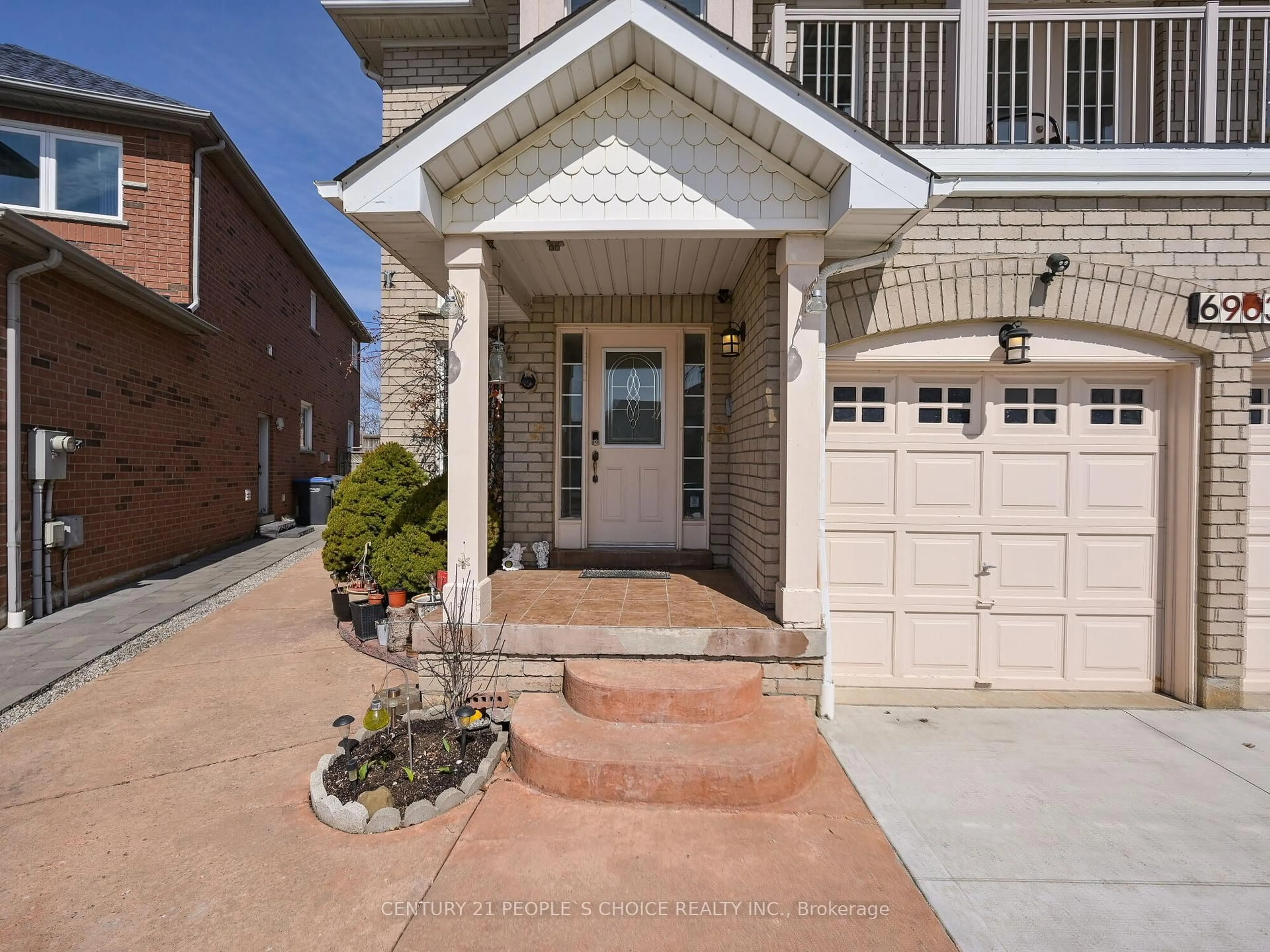 Home with brick exterior material, street for 6963 Amour Terr, Mississauga Ontario L5W 1G5