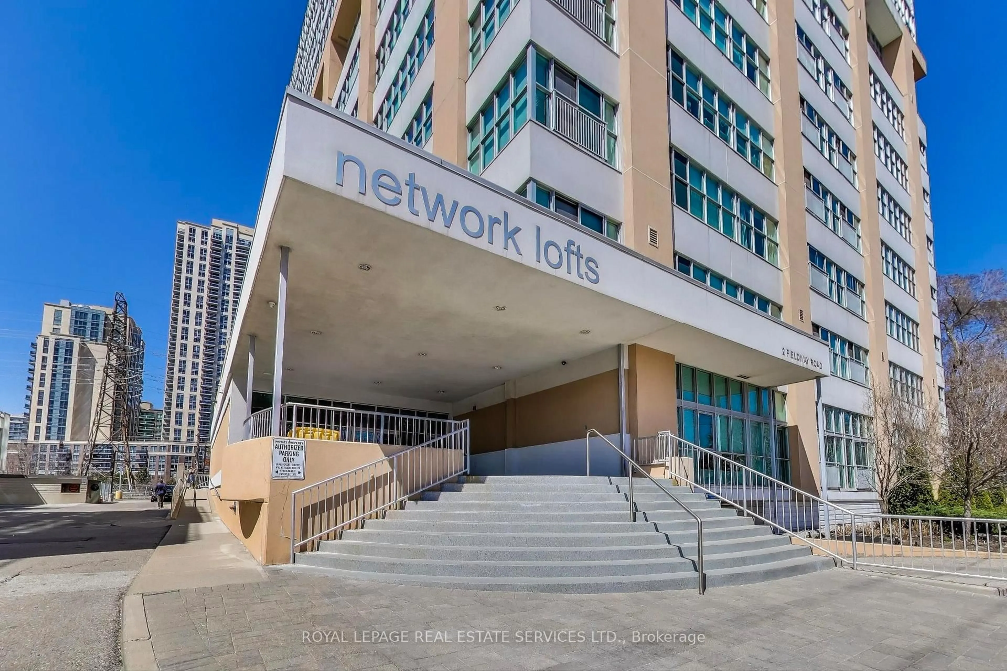 Indoor foyer for 2 Fieldway Rd #507, Toronto Ontario M8Z 0B9