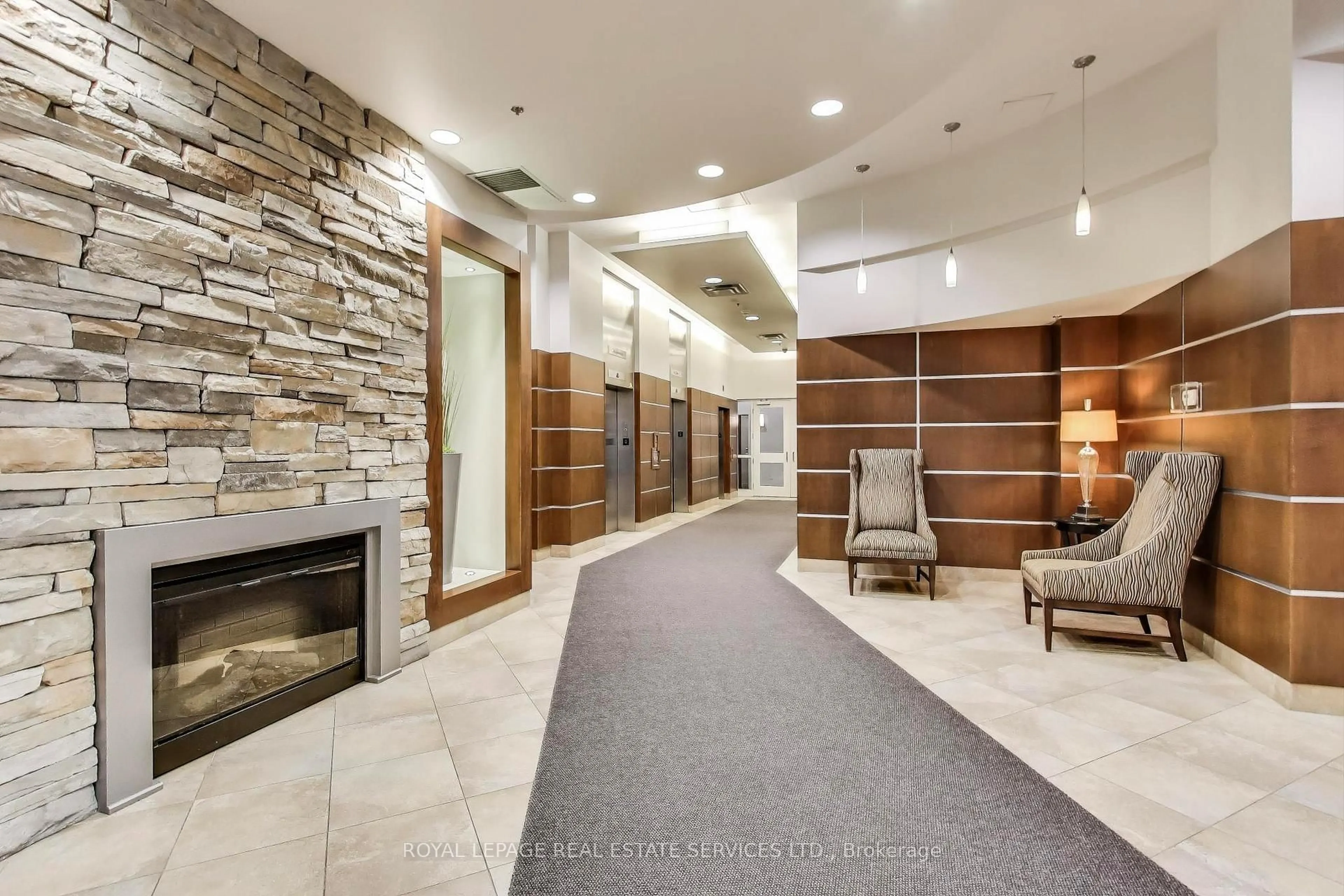 Lobby for 2 Fieldway Rd #507, Toronto Ontario M8Z 0B9