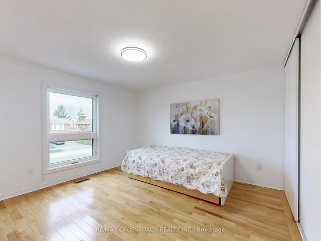 Additional property image - 896 Willowbank Tr