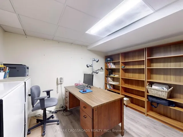 Additional property image - 896 Willowbank Tr
