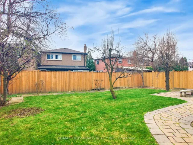 Additional property image - 896 Willowbank Tr
