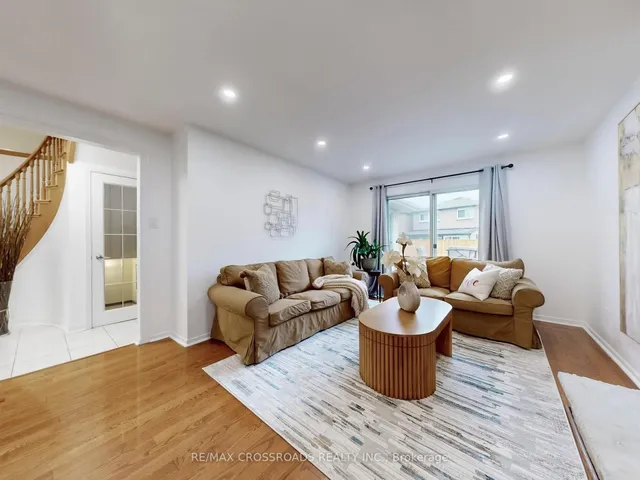 Additional property image - 896 Willowbank Tr