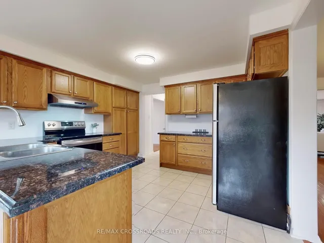 Additional property image - 896 Willowbank Tr
