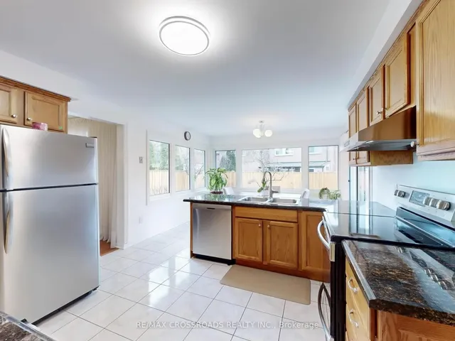 Additional property image - 896 Willowbank Tr