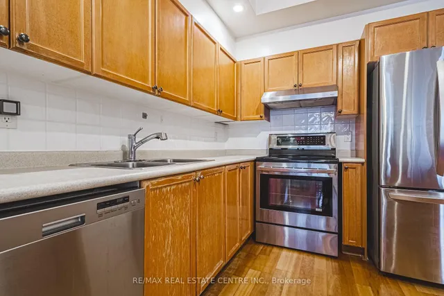 Additional image 31 of 5229 Dundas St Unit 1811