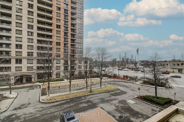 Additional image 14 of 5229 Dundas St Unit 312