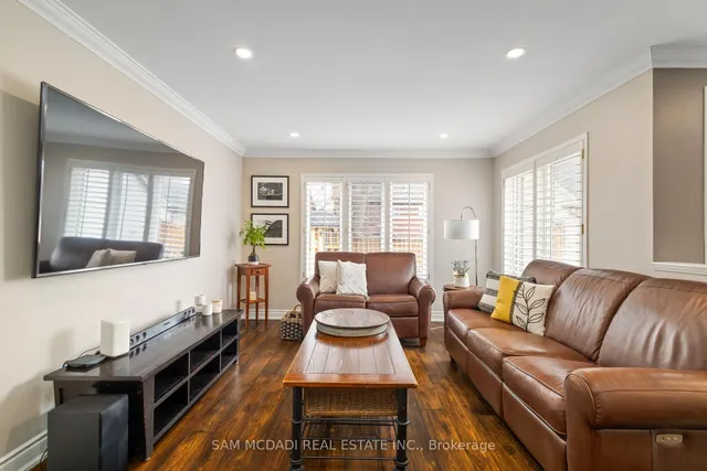 Additional property image - 7174 Upton Cres