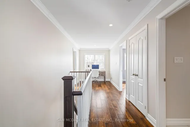 Additional property image - 7174 Upton Cres