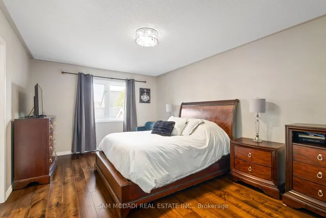 Additional property image - 7174 Upton Cres