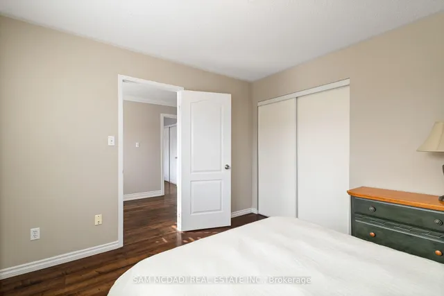 Additional property image - 7174 Upton Cres