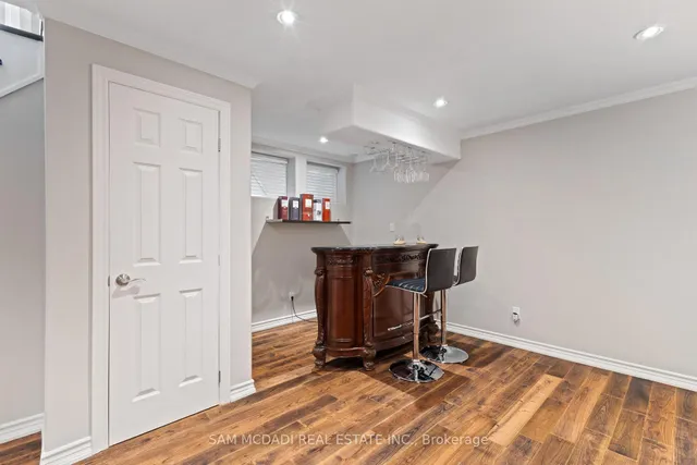 Additional property image - 7174 Upton Cres