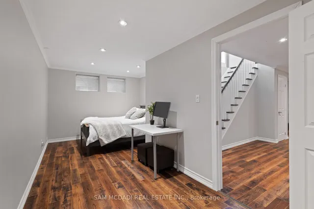 Additional property image - 7174 Upton Cres