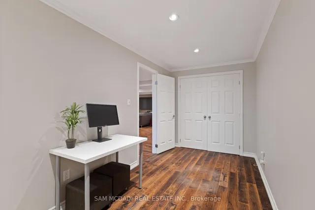Additional property image - 7174 Upton Cres