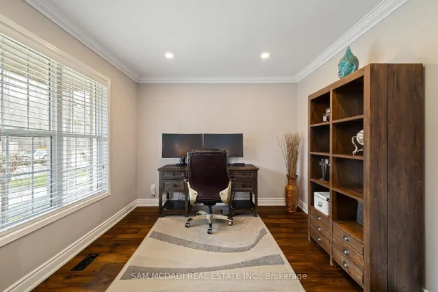 Additional property image - 7174 Upton Cres