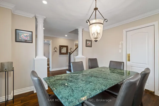 Additional property image - 7174 Upton Cres